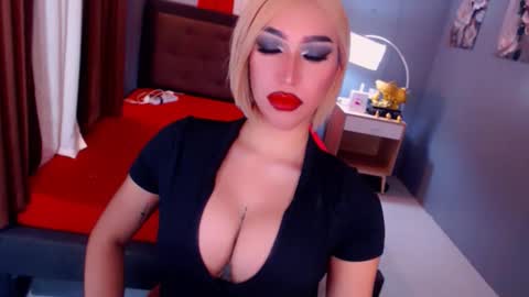 smasherqueen online show from 05-06-26, 12:32