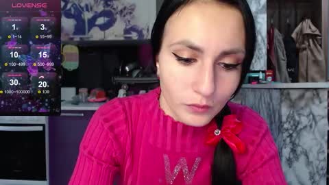 Snapshot of smile_cute_fox chatting on 09-12-25, 12:00 smile_cute_fox online show from 09-12-25, 12:00