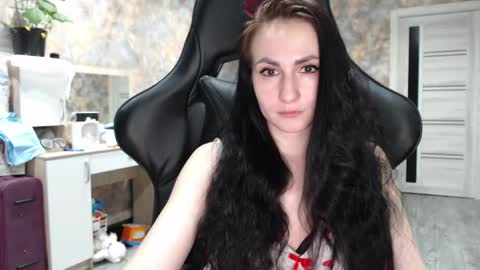 Snapshot of smile_cute_fox chatting on 04-28-26, 12:10 smile_cute_fox online show from 04-28-26, 12:10