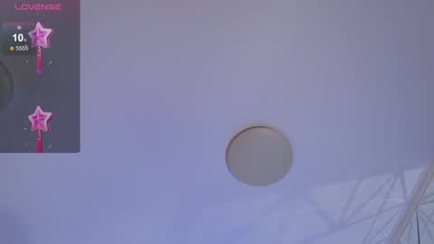 Snapshot of smiley_mia_ chatting on 01-17-25, 02:18 Mia online show from 01-17-25, 02:18