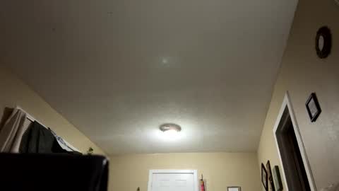 Snapshot of smileymylie27 chatting on 02-07-25, 10:29 Smiley Mylie online show from 02-07-25, 10:29