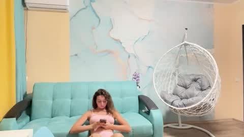 smiling_riddle online show from 10-23-25, 07:01