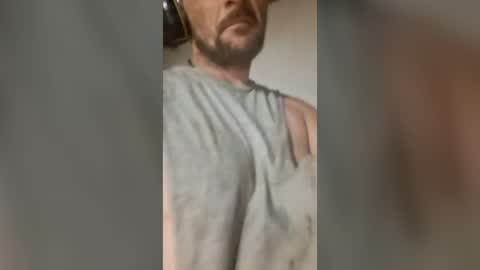 Snapshot of smith1872 chatting on 06-22-26, 03:20 smith1872 online show from 06-22-26, 03:20