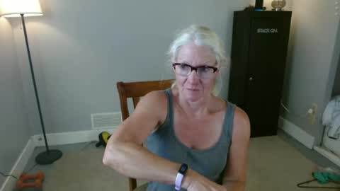 Snapshot of smitheight chatting on 06-23-26, 02:53 smitheight online show from 06-23-26, 02:53