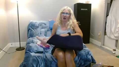 Snapshot of smitheight chatting on 08-06-26, 03:52 smitheight online show from 08-06-26, 03:52