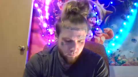 smoke online show from 01-16-25, 01:37