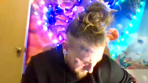 smoke online show from 01-25-25, 02:47