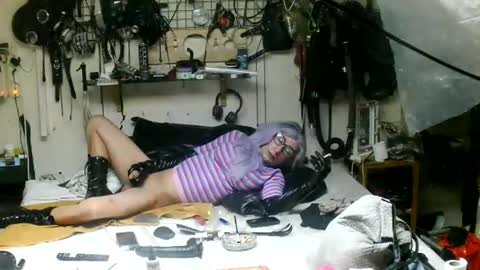 Snapshot of smokeslut365 chatting on 07-01-26, 10:20 smokeslut365 online show from 07-01-26, 10:20