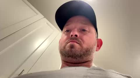 smokeymt420 online show from 10-19-25, 04:24