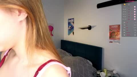 Eva online show from 12-21-25, 09:16