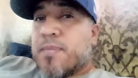 Snapshot of smoothstrik3r chatting on 06-18-26, 06:56 smoothstrik3r online show from 06-18-26, 06:56