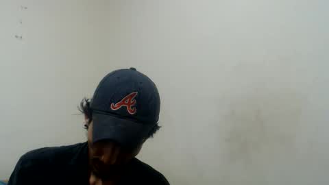 Snapshot of snackontime19 chatting on 06-11-26, 03:37 snackontime19 online show from 06-11-26, 03:37