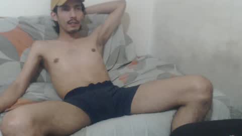Snapshot of snackontime19 chatting on 07-16-26, 10:32 snackontime19 online show from 07-16-26, 10:32