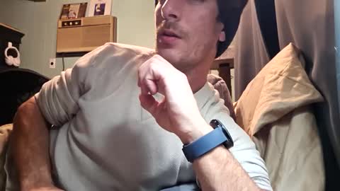 Snackyyyy online show from 04-14-26, 12:49