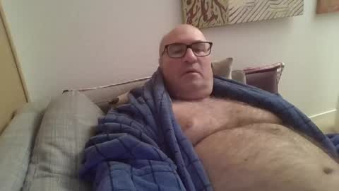 Snapshot of sneakerboy18 chatting on 01-01-25, 04:07 sneakerboy18 online show from 01-01-25, 04:07