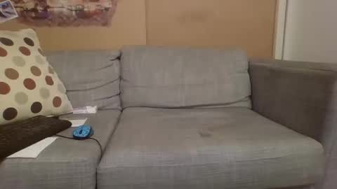 Snapshot of sneakerboy18 chatting on 11-11-25, 08:09 sneakerboy18 online show from 11-11-25, 08:09