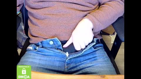 Sneakybill online show from 12-17-24, 10:32