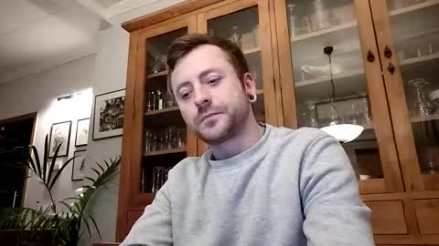 snoecks online show from 03-06-26, 06:59