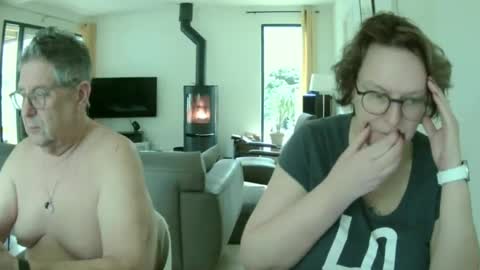 Snoeske and Woodwurm online show from 01-07-25, 02:08