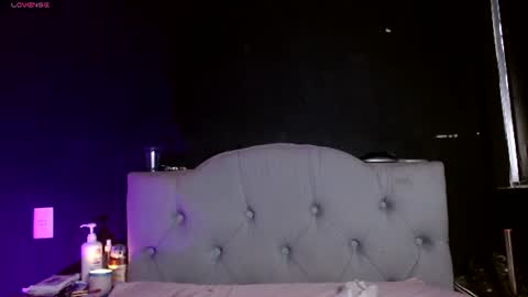 IG     OF red moonn online show from 06-20-26, 10:23