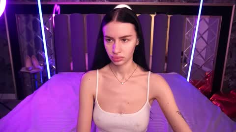 snow_whiteeex online show from 02-09-26, 06:39