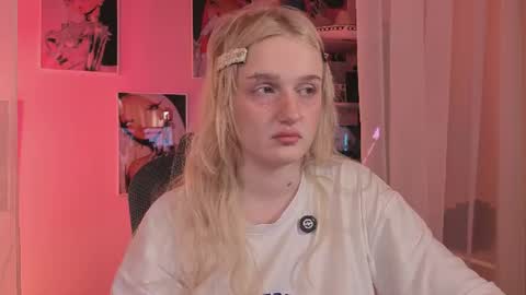 Ellie online show from 06-20-26, 05:32