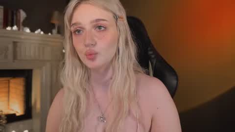 Ellie online show from 07-03-26, 05:25