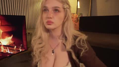 Ellie online show from 07-16-26, 05:24