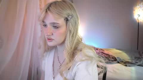 Ellie online show from 07-23-26, 05:27