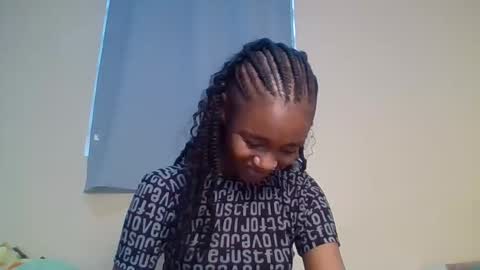 Snowie eyes online show from 11-13-25, 12:37