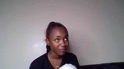 Snowie eyes online show from 06-01-26, 11:28
