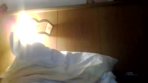 snowwhite9585 online show from 02-18-26, 04:41