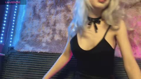 snowy_alice online show from 04-10-26, 04:55