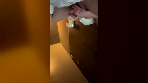 Snapshot of soakingwetmilf chatting on 04-17-26, 12:19 soakingwetmilf online show from 04-17-26, 12:19