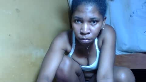 Snapshot of soanjara chatting on 07-22-26, 09:50 Murielle online show from 07-22-26, 09:50