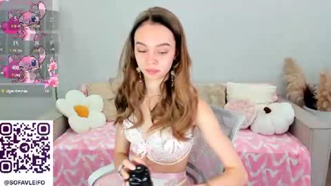 Snapshot of sofa_vleifo chatting on 07-14-26, 02:05 Sofa online show from 07-14-26, 02:05