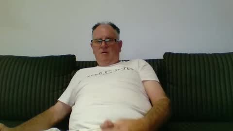 Snapshot of sofar06 chatting on 12-26-24, 12:57 sofar06 online show from 12-26-24, 12:57