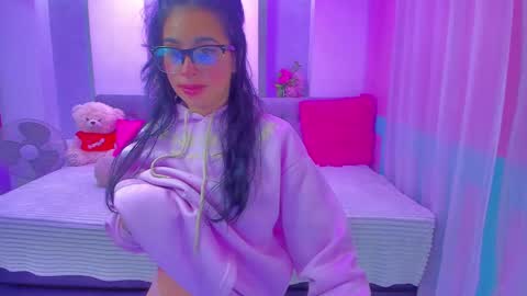 sofiia online show from 03-07-25, 01:07