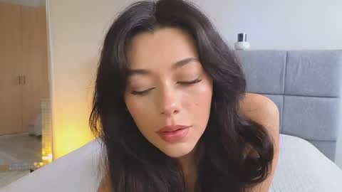 Snapshot of soffimoon_ chatting on 06-05-26, 07:30 IG Soffimoon I THANK YOU FOR LEAVING YOUR FOLLOW online show from 06-05-26, 07:30
