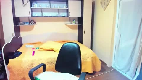 Soffy online show from 05-19-26, 05:14