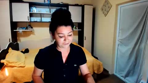 Soffy online show from 06-06-26, 04:50