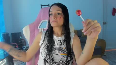 sofia online show from 04-11-26, 08:24