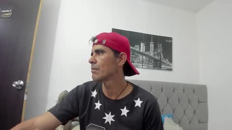 SOFI AND SANTY online show from 03-01-26, 11:18