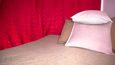 Sofia online show from 09-29-25, 03:00