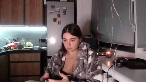 Sofi online show from 10-28-25, 08:00