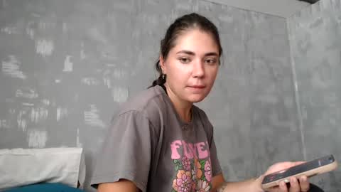 Snapshot of sofi_delightful chatting on 07-27-26, 10:22 Sofi online show from 07-27-26, 10:22