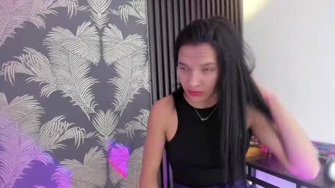 SOFIA online show from 04-20-26, 01:41