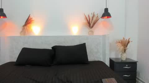 Snapshot of sofi_linares1 chatting on 07-15-26, 12:10 Sofi online show from 07-15-26, 12:10
