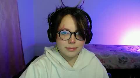 Sofi Lynch online show from 01-13-26, 05:02