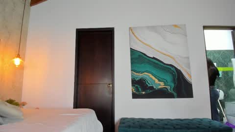 Sofi online show from 11-30-25, 11:25